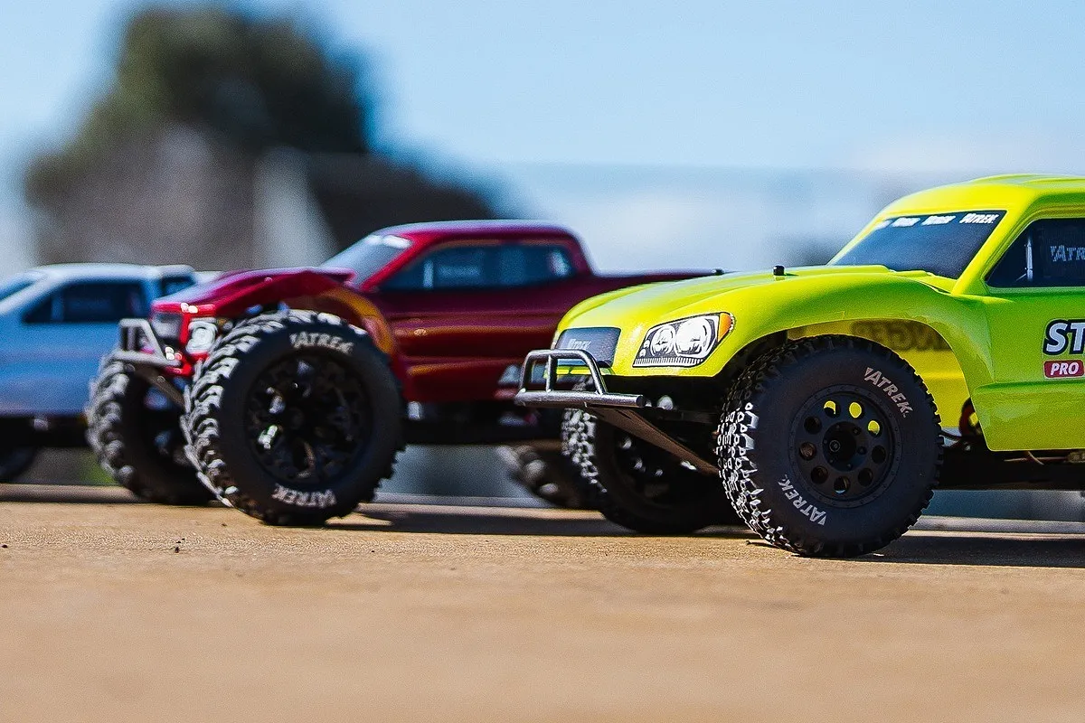 Promotional slide image 1